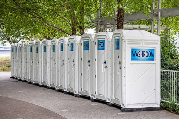 Best Porta potty rental near me  in Limestone Creek, FL